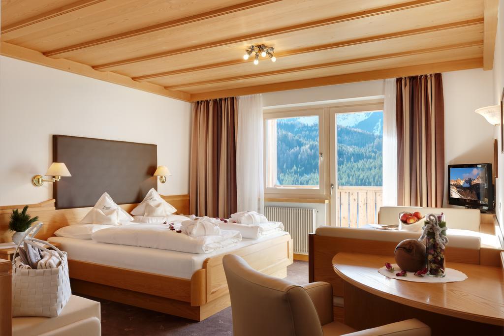 Kraeuterhotel Zischghof 4* Obereggen